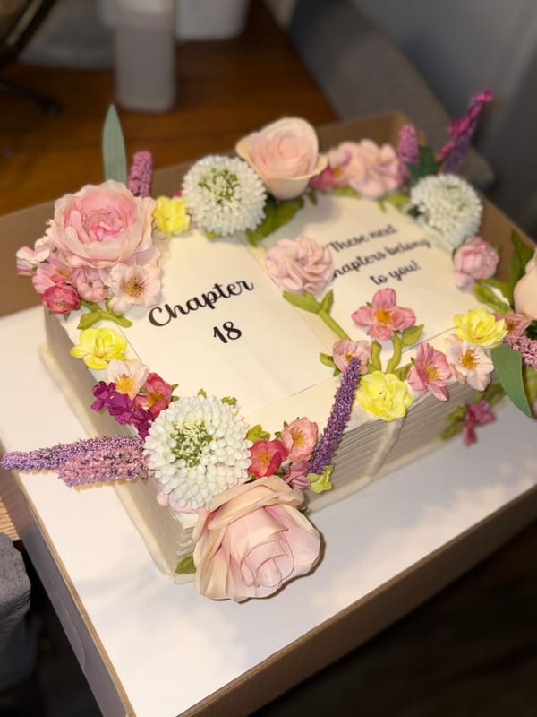 Luxury wedding cake